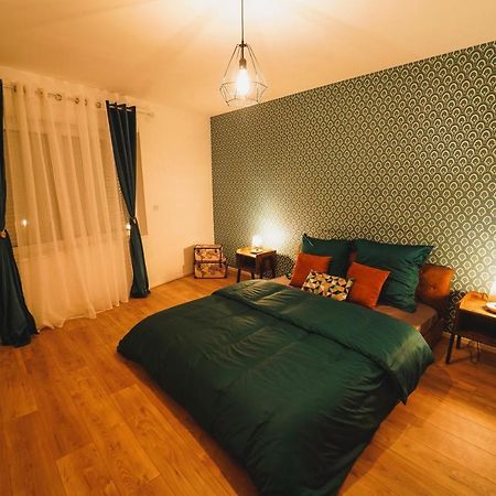 The Vintage Apartment Au Coeur De La Ville De Rimbaud ชาร์เลอวิลล์-เมซิแยร์ ภายนอก รูปภาพ