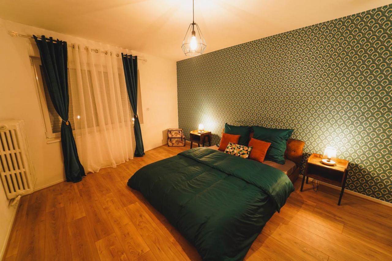 The Vintage Apartment Au Coeur De La Ville De Rimbaud ชาร์เลอวิลล์-เมซิแยร์ ภายนอก รูปภาพ