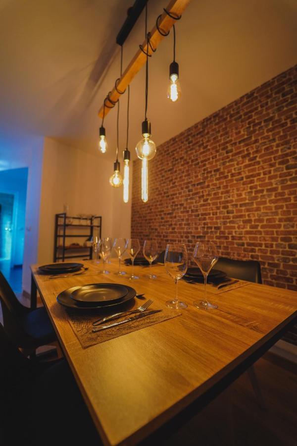 The Vintage Apartment Au Coeur De La Ville De Rimbaud ชาร์เลอวิลล์-เมซิแยร์ ภายนอก รูปภาพ